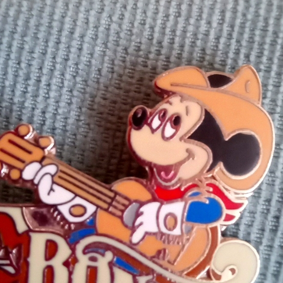 DISNEYLAND PIN FROM FRONTIER LAND🎸 - Picture 2 of 5
